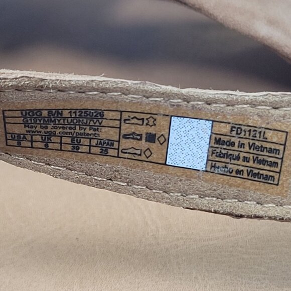 UGG Neusch Women's Brown Platform Sandals S/N 1125026 US Size 8 - Picture 9 of 9
